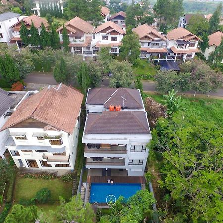 Hikari Hill View Villa 7 Bedrooms With A Private Swimming Pool And Billiard Μπαντούνγκ Εξωτερικό φωτογραφία