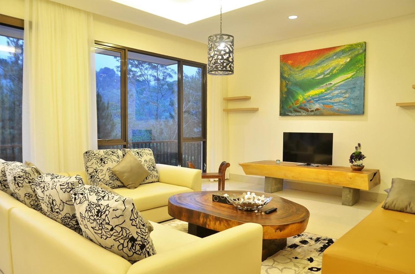 Hikari Hill View Villa 7 Bedrooms With A Private Swimming Pool And Billiard Μπαντούνγκ Εξωτερικό φωτογραφία