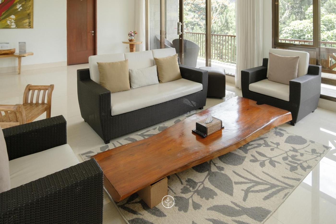 Hikari Hill View Villa 7 Bedrooms With A Private Swimming Pool And Billiard Μπαντούνγκ Εξωτερικό φωτογραφία
