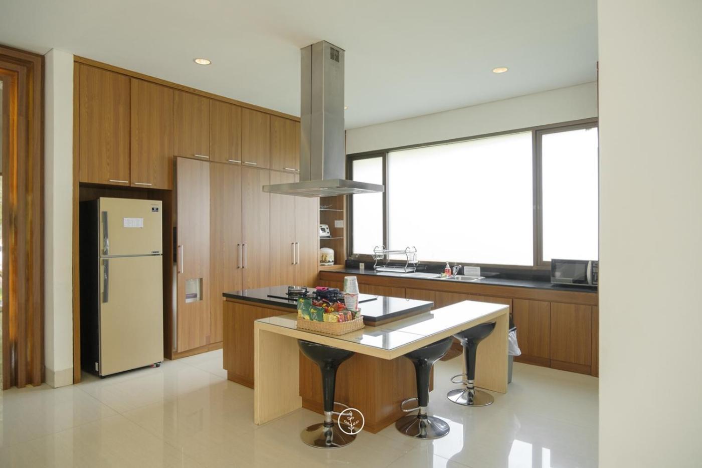 Hikari Hill View Villa 7 Bedrooms With A Private Swimming Pool And Billiard Μπαντούνγκ Εξωτερικό φωτογραφία